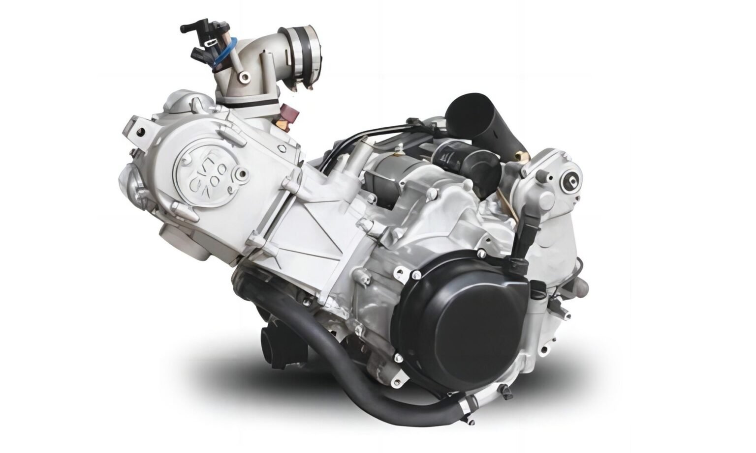 Detalhe do motor monocilíndrico Loncin de 686cc do quadriciclo MXF Wolf 700L, destacando o sistema de refrigeração líquida na MXF Burt Motos em Campinas.